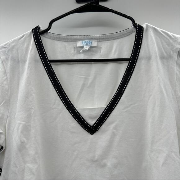 Escada Sport White & Black Short Sleeve V Neckline Tee Shirt Size L - Picture 2 of 10